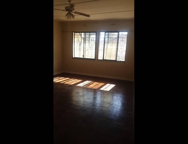 1 bed property to rent in SAVOY ESTATE